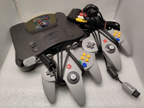 Nintendo 64 Konsoll inkl. Mario Kart 64 & 2 Kontroller (Begagnad