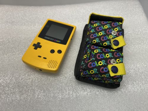 Gameboy Color (Yellow) Inkl Vska - #52013 (Begagnad)